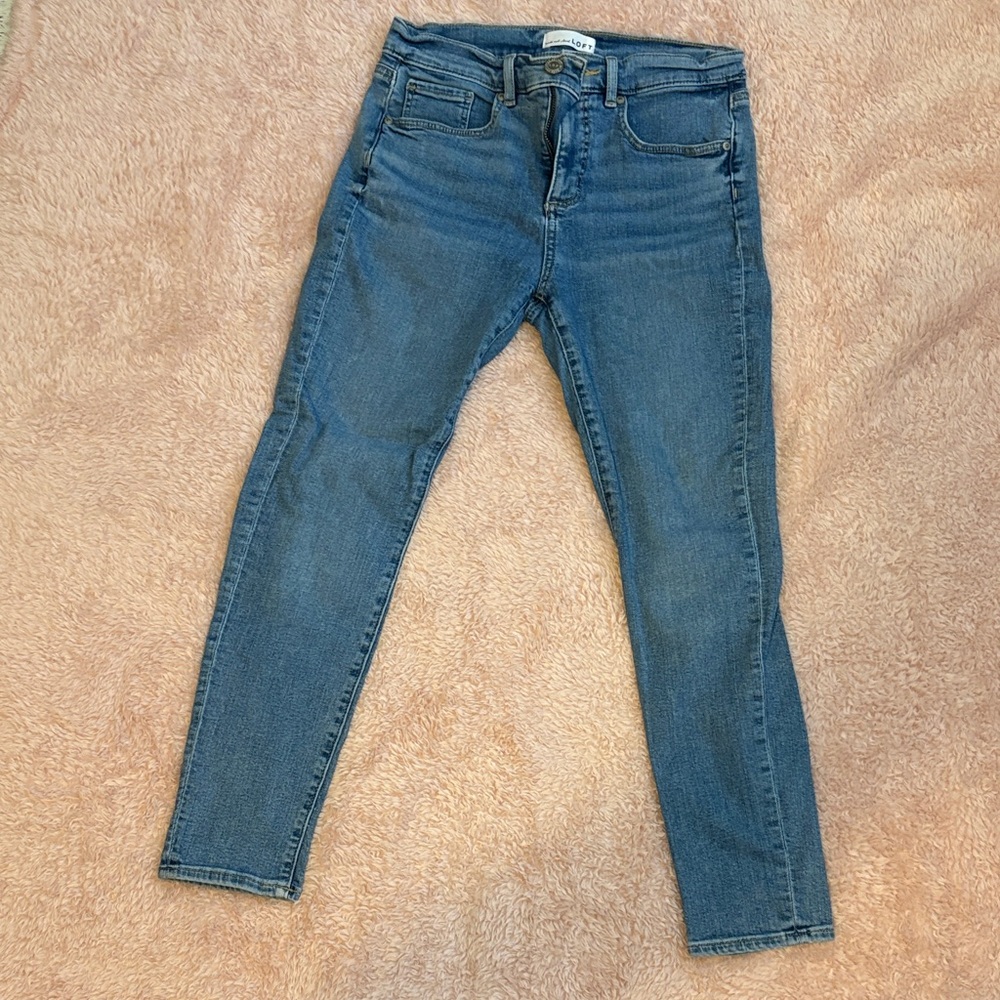 LOFT Women's Ankle Jeans in Blue